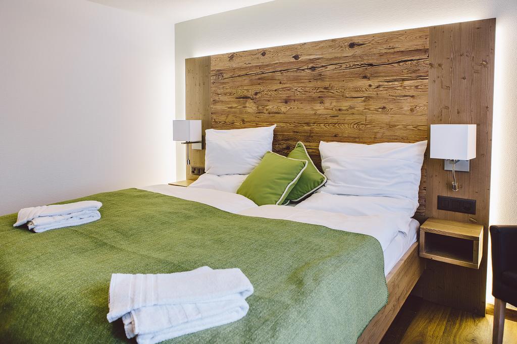 Hotel & Restaurant Zum Schwarzen Baeren Andermatt Zewnętrze zdjęcie